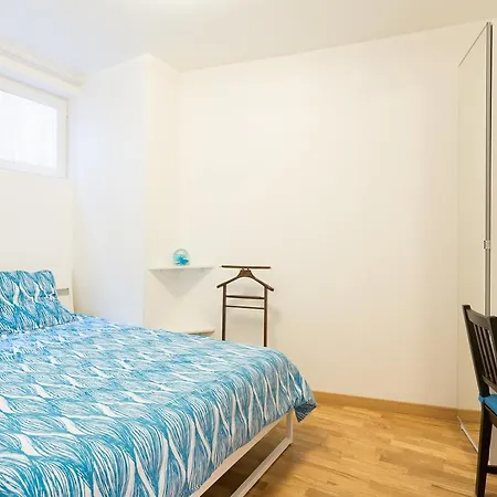 Petits Champs Ii Bed & Breakfast 4*