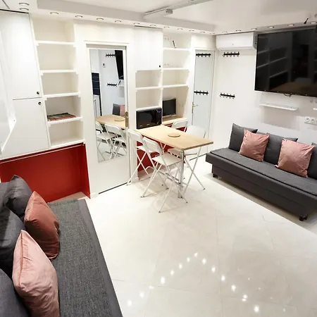 Bed & Breakfast Petits Champs Ii 4*